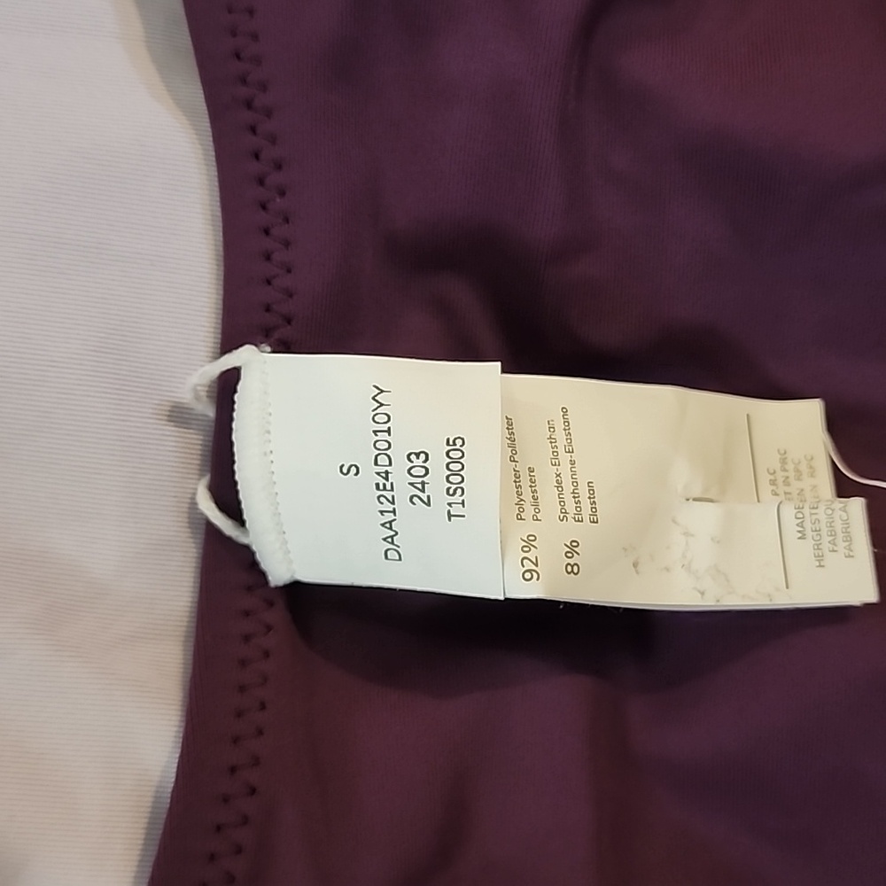 Beautiful Muted Purple 1 Piece. Size Small, Cupshe. - Picture 5 of 7
